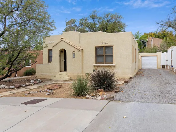 445 Sycamore St NE, Albuquerque, NM 87106