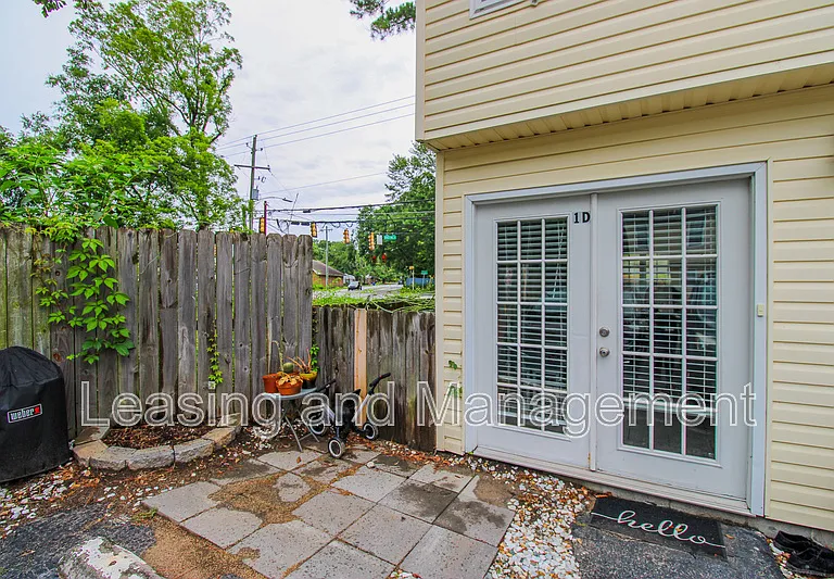 1423 Ashley River Rd #1D — Photo 11