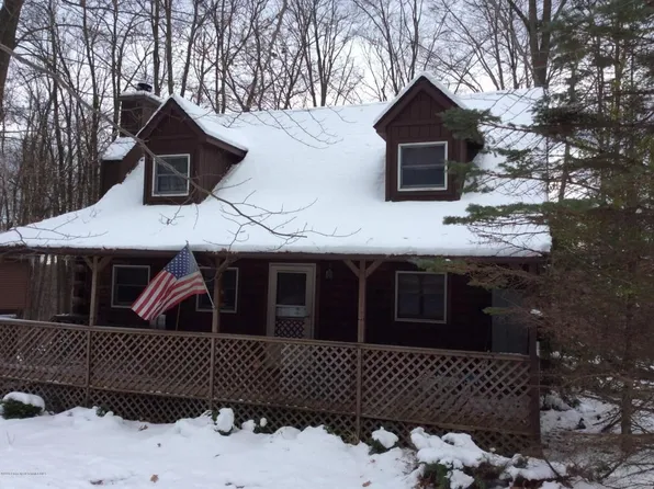 T Coco Ln, Gouldsboro, PA 18424