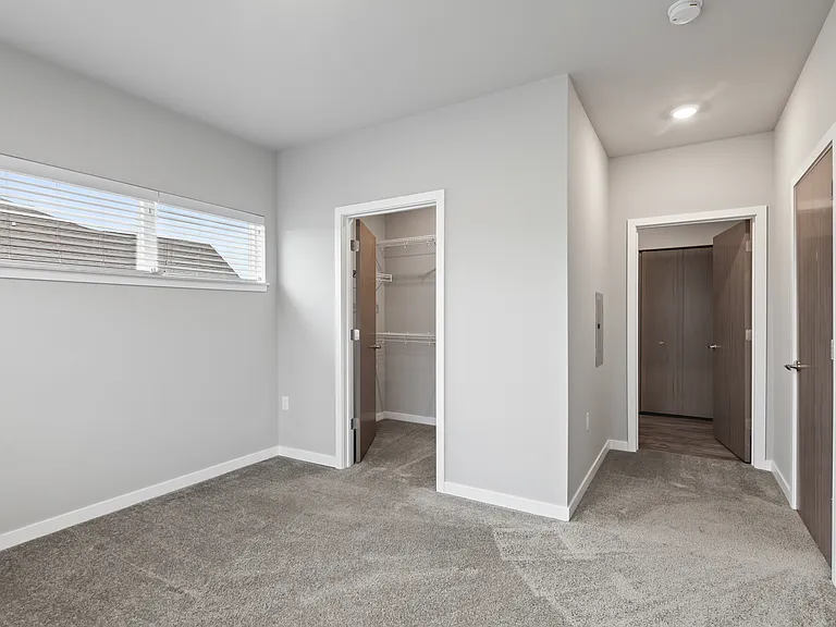 Rock Pointe Village — Photo 11