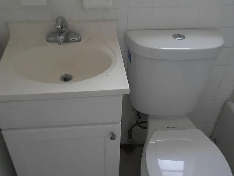 125 SW 5th Ct #1-3 — Photo 7