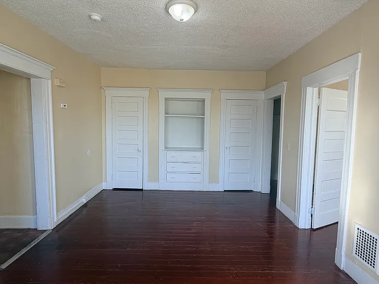 52 Dickerman St #3B — Photo 5