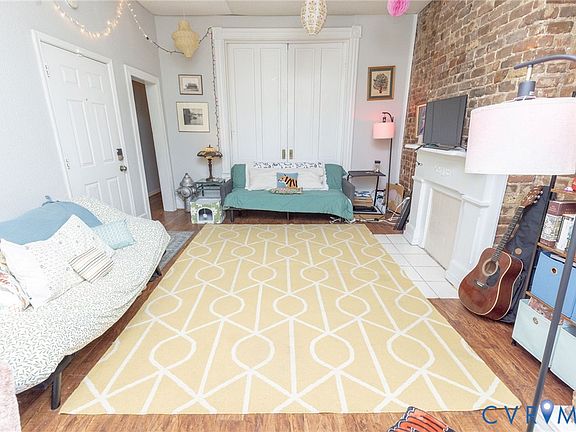 5th image of 908 W Clay St