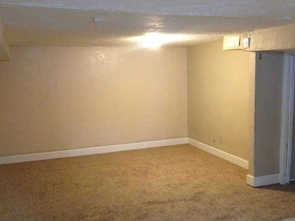 4th image of 858 S Roberta St Unit B