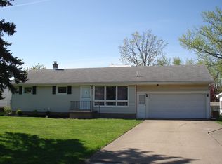 7627 E Britton Dr, Niagara Falls, NY 14304