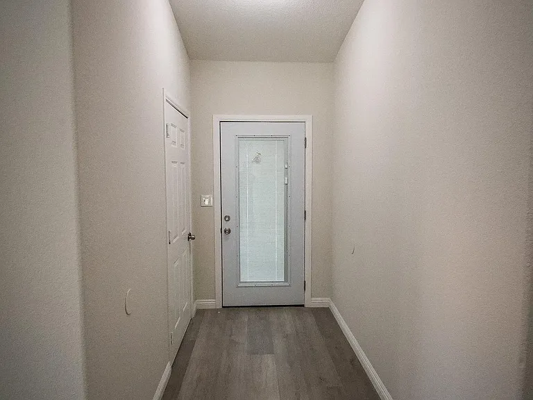 33909 Navajo Trl — Photo 2