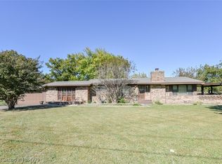 407 W Ray Fine Blvd, Roland, OK 74954