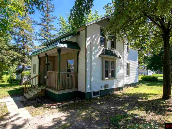 736 4th Ave SW, Hutchinson, MN 55350