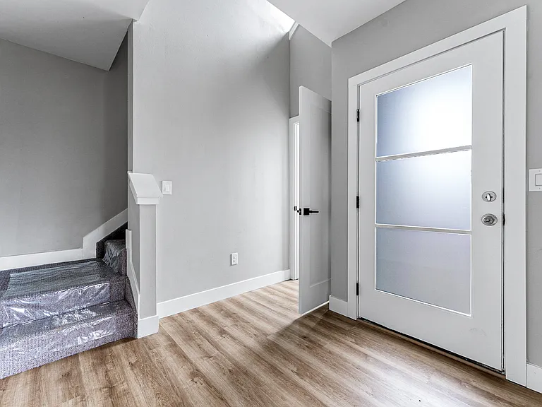 1518 Ingalls St — Photo 7