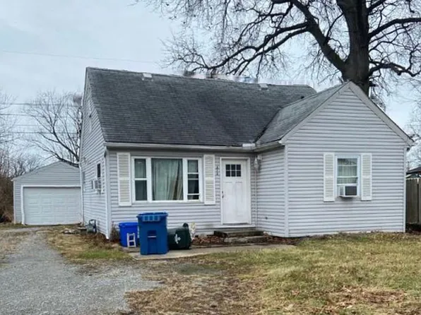 272 Fairfax Rd, Vermilion, OH 44089