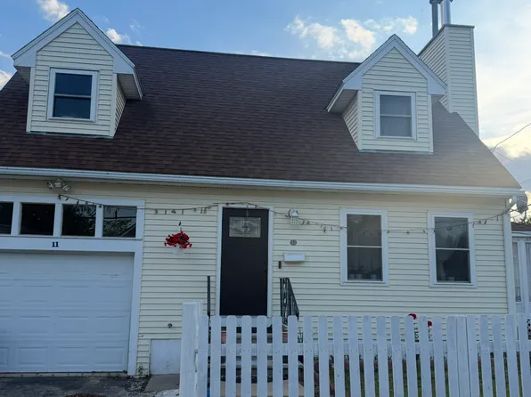 11 Ritter St, Nashua, NH 03060