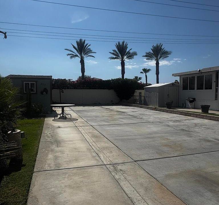 1st image of 84136 Avenue 44 Spc 323