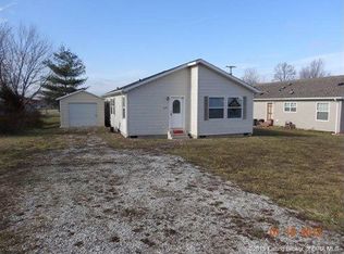 2697 N Jeffrey St, Scottsburg, IN 47170