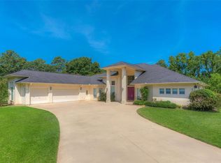 6240 Old Castle Way, Conroe, TX 77304