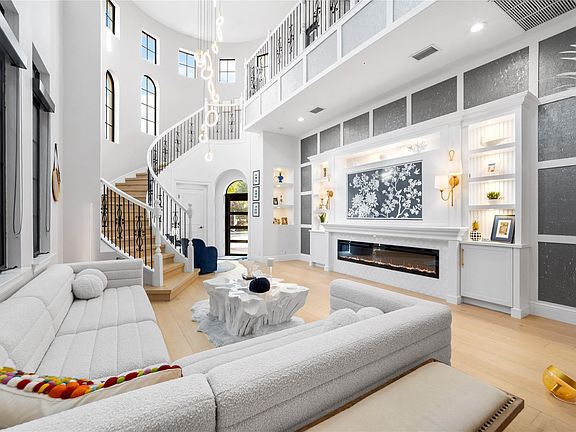3rd image of 9527 Exbury Court