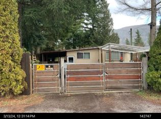 8496 Cimarron Way, Maple Falls, WA 98266