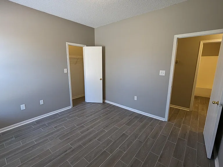 1839 Tyler St #14 — Photo 9