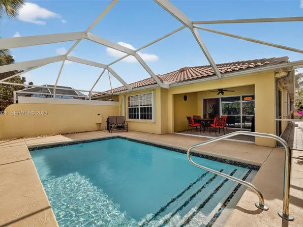 10653 SW Hartwick Dr, Port Saint Lucie, FL 34987