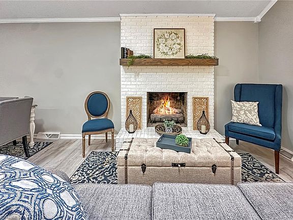 2nd image of 149 Stonebridge Rd