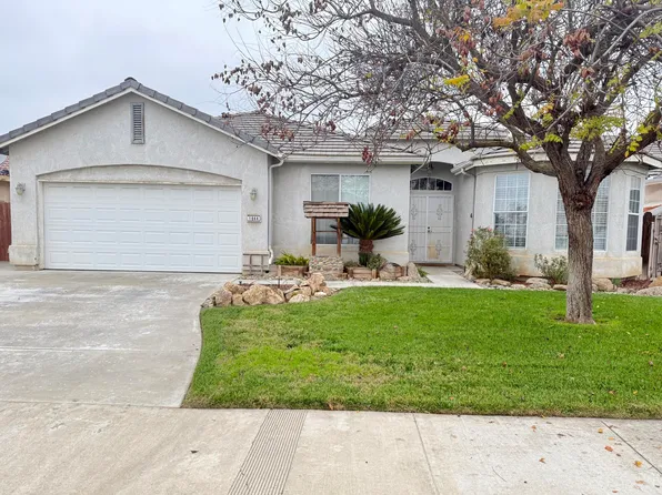 1044 W Orange Street, Hanford, CA 93230