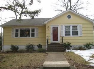 11 Lakeview Trl, Denville, NJ 07834