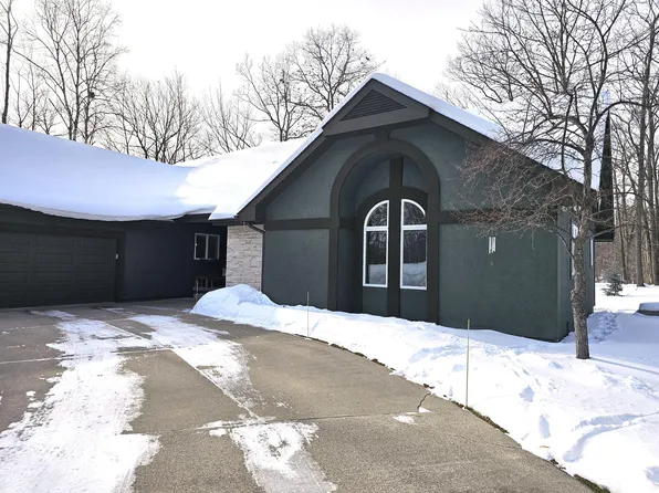 1317 Cherry Log Ct, Gaylord, MI 49735