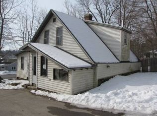 16 N Shore Rd, Derry, NH 03038