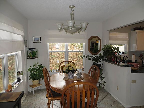 4th image of 630 E Moss Creek Ct