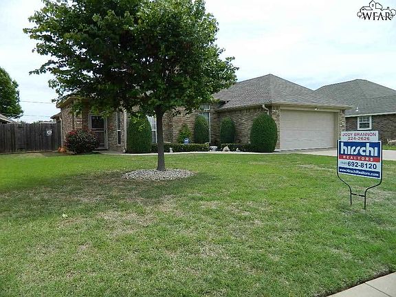 2nd image of 803 Corbin Dr
