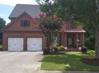 1073 Lakebend Dr, Lawrenceville, GA 30045