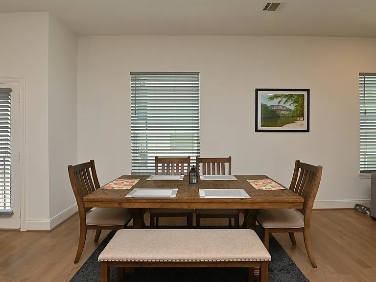 1117 W 16th St #C — Photo 23