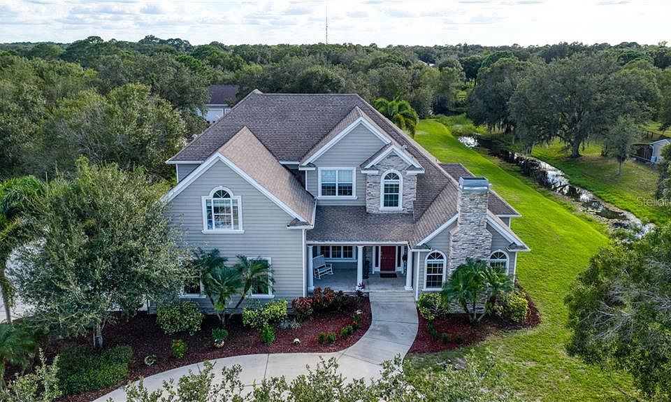 1st image of 7297 Castle Dr