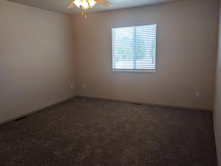 332 Howard Fork Ave — Photo 6