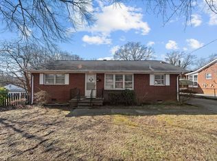 800 Buckner St, Graham, NC 27253