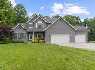 3202 S Lipkey Rd, North Jackson, OH 44451
