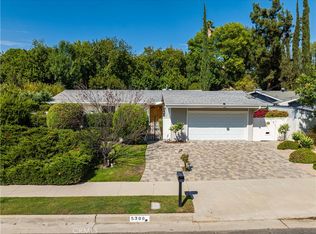 5300 Blanco Ave, Woodland Hills, CA 91367