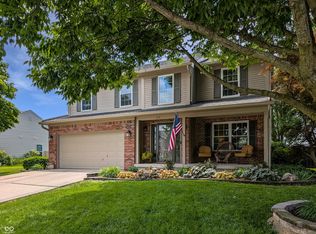 319 McIntosh Ln, Westfield, IN 46074