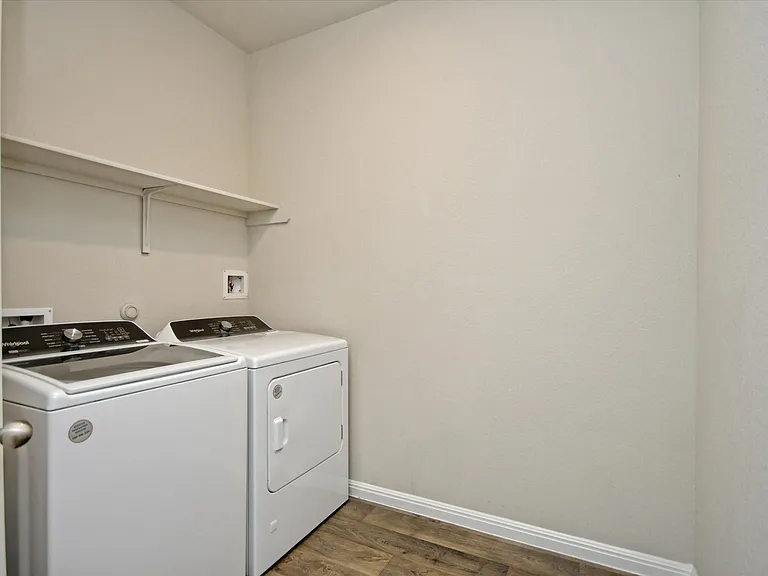 413 Rainmaker Ln — Photo 16
