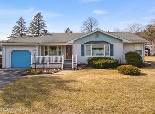 2351 Old Post Rd N, Castleton, NY 12033