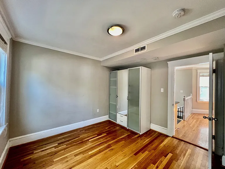 18-20 Rice St #1 — Photo 7