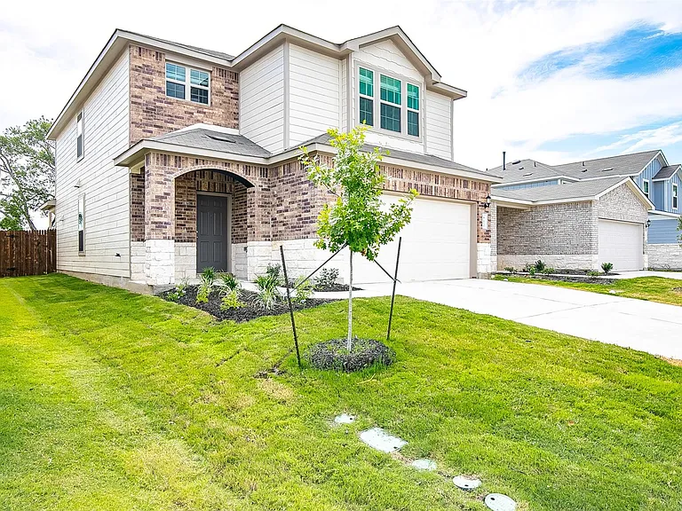 812 Black Alder St — Photo 3