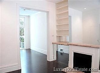 2nd image of 2740 Polk St