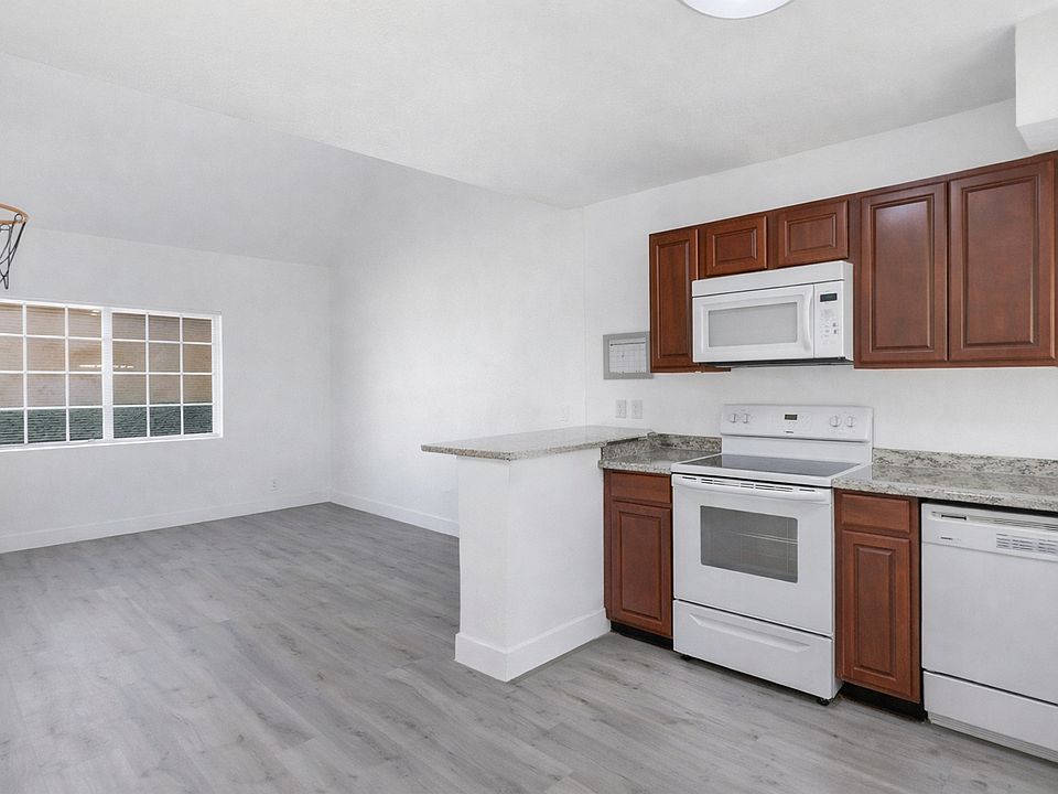1st image of 5128 Garden Ln APT D