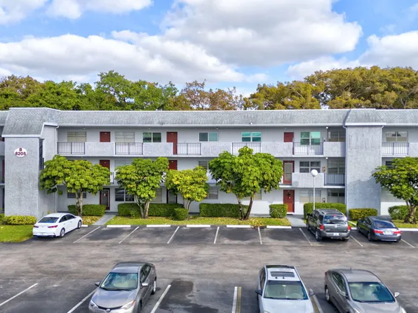 8205 NW 61st Street #B303, Tamarac, FL 33321