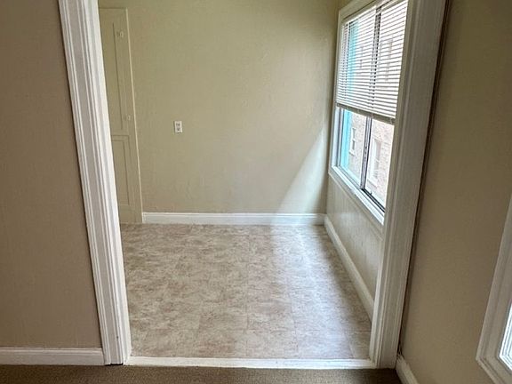 4th image of 2430 8th Ave APT 23
