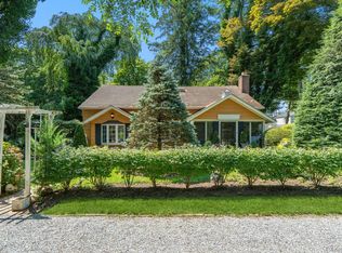 6 Valentine Ave, Huntington, NY 11743