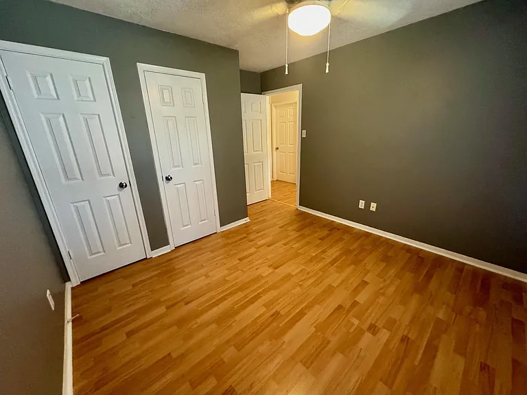 9035 Rippling Fields Dr — Photo 17