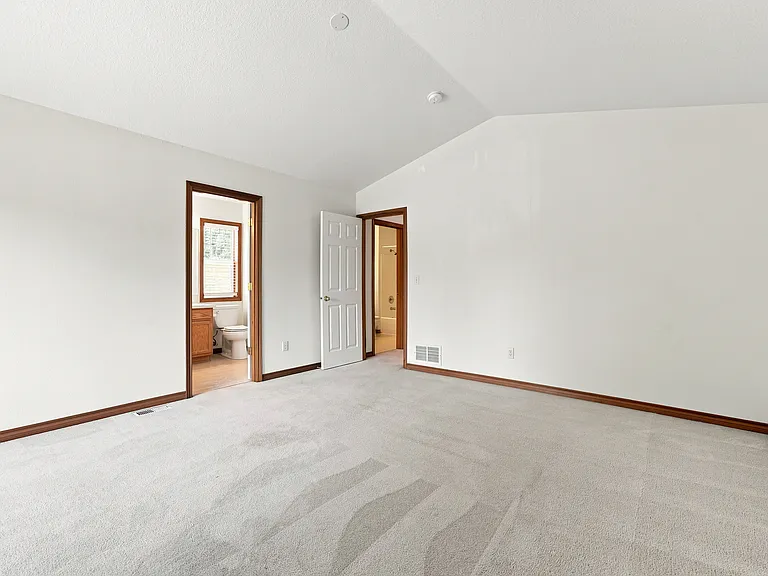 3203 NE 171st Ave — Photo 22