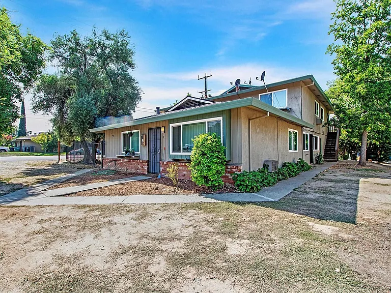 901 Carro Dr #3 — Photo 22
