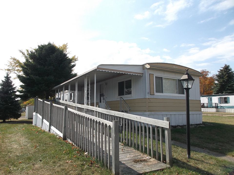 1st image of 211 E Ross Ct
